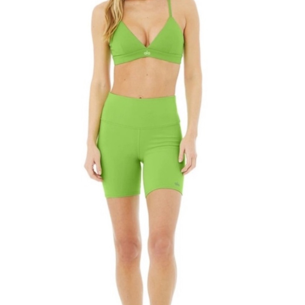 ALO Yoga Women's Green High-Waisted Shorts and Splendor Bra SET